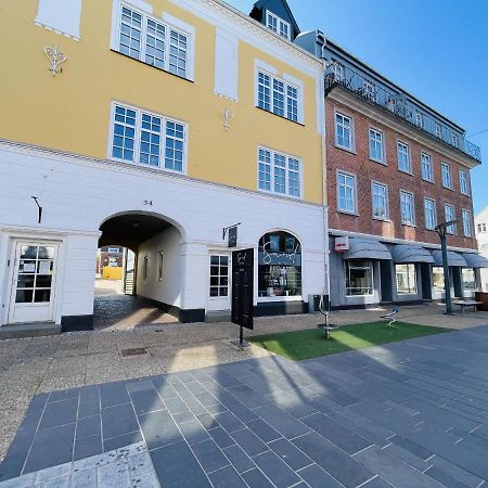Aday - Charming Apartment In The Pedestrian Street Of Frederikshavn Exterior photo