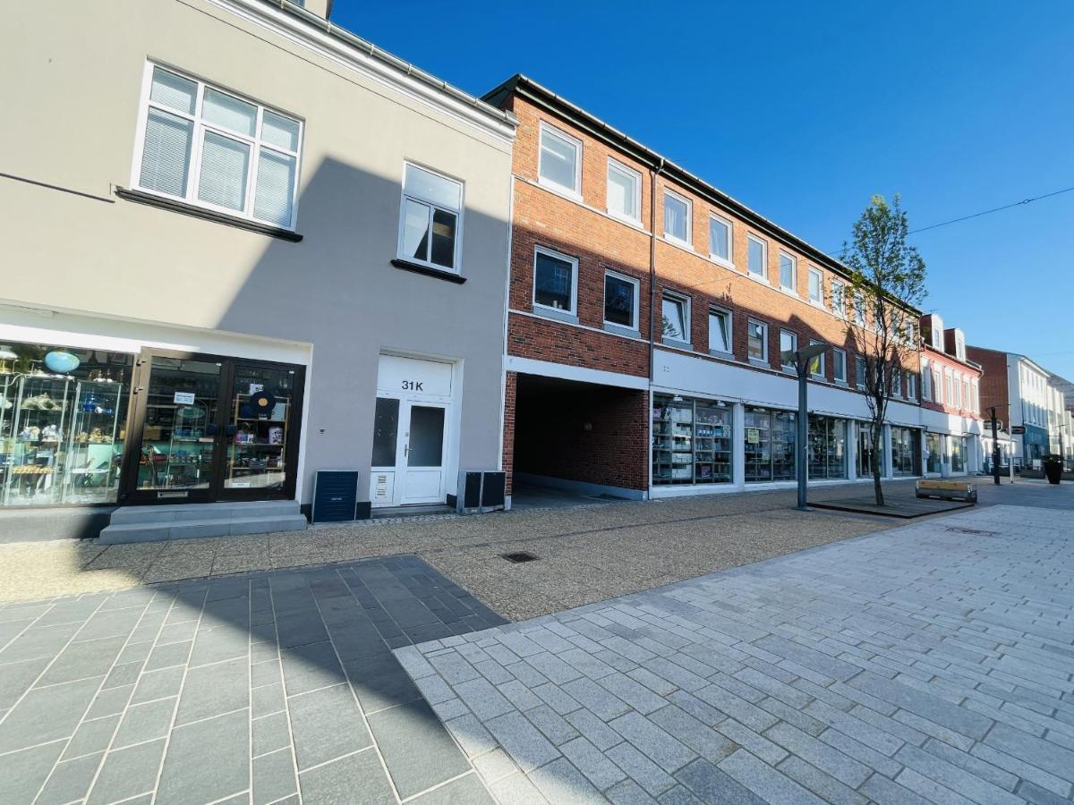 Aday - Charming Apartment In The Pedestrian Street Of Frederikshavn Exterior photo